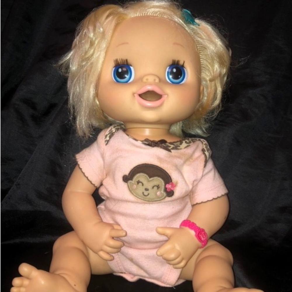 Hasbro 2010 My Baby Alive Blonde